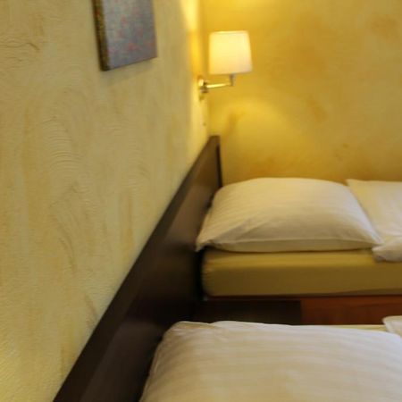 Hotel Rosenhof Düsseldorf Dış mekan fotoğraf