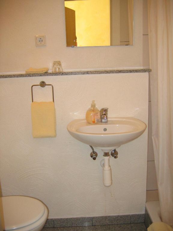 Hotel Rosenhof Düsseldorf Oda fotoğraf