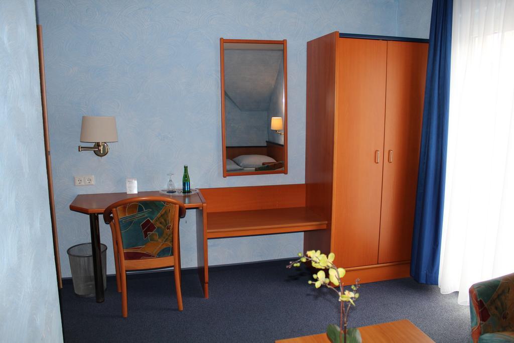 Hotel Rosenhof Düsseldorf Dış mekan fotoğraf